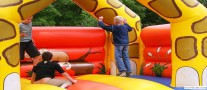 bouncy.castles