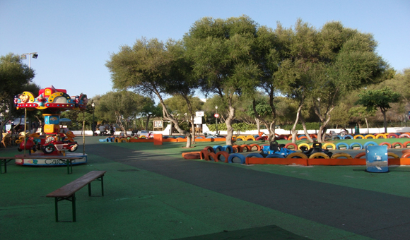 CALA FERRERA PARQUE INFANTIL
